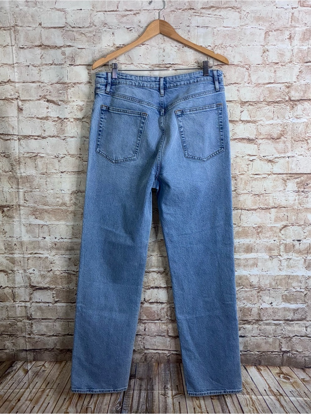 Frame The Ruler Straight Leg Jeans in Dolly Size 33 - Picture 3 of 6